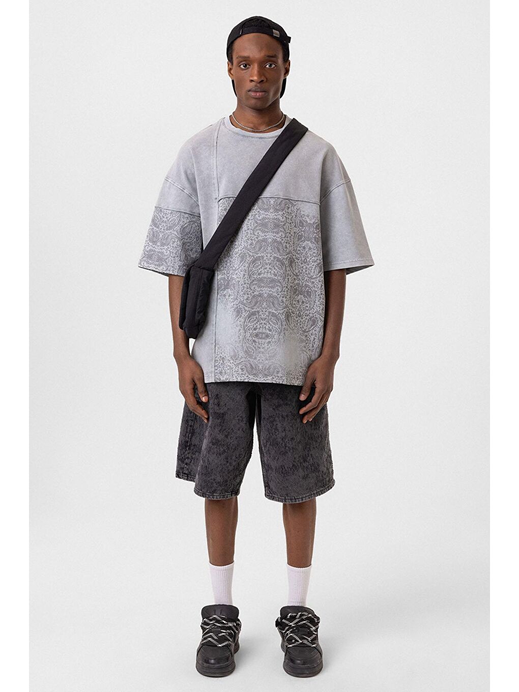 Bisiklet Yaka Yıkamalı Oversize Tişört Gri