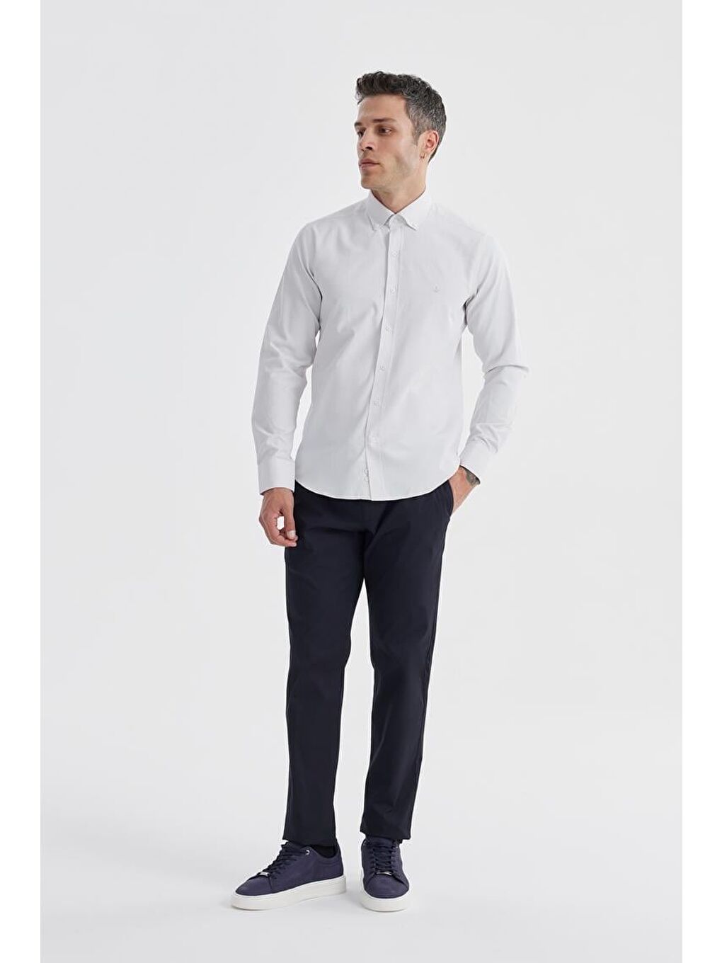 Ekru Krem Slim Fit Desenli Pamuklu Düğmeli Yaka Gömlek