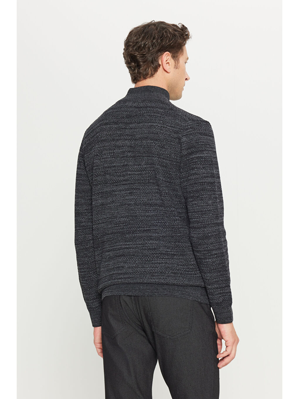 Erkek Antrasit-Melanj Pamuklu Standart Fit Normal Kesim Bato Yaka Jakarlı Triko Kazak-4
