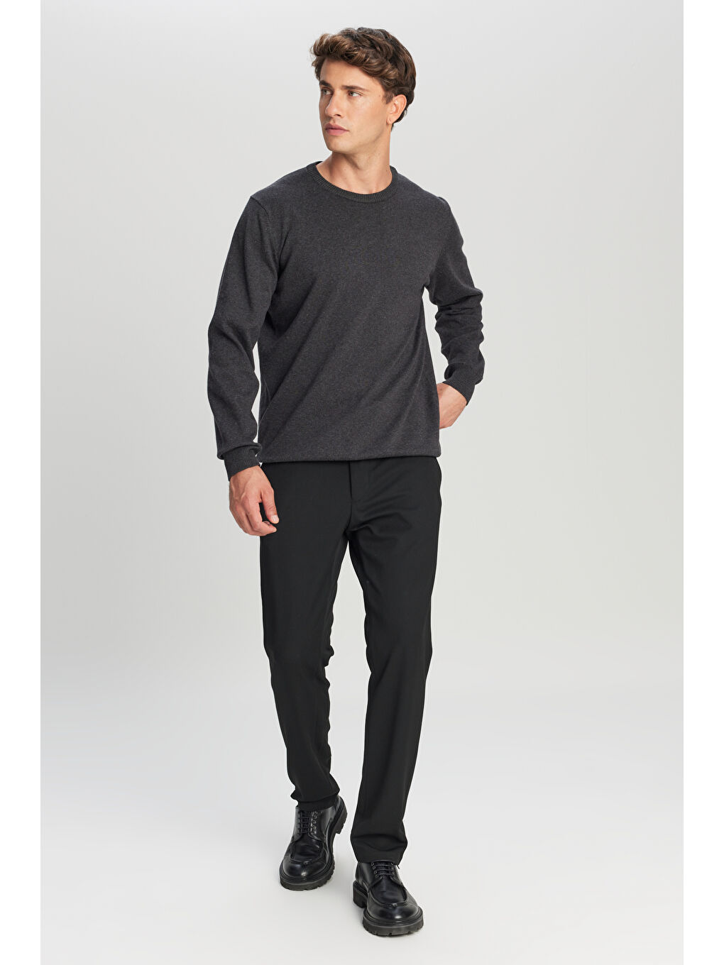 Erkek Antrasit-Melanj Pamuklu Standart Fit Normal Kesim Bisiklet Yaka Triko Kazak-1