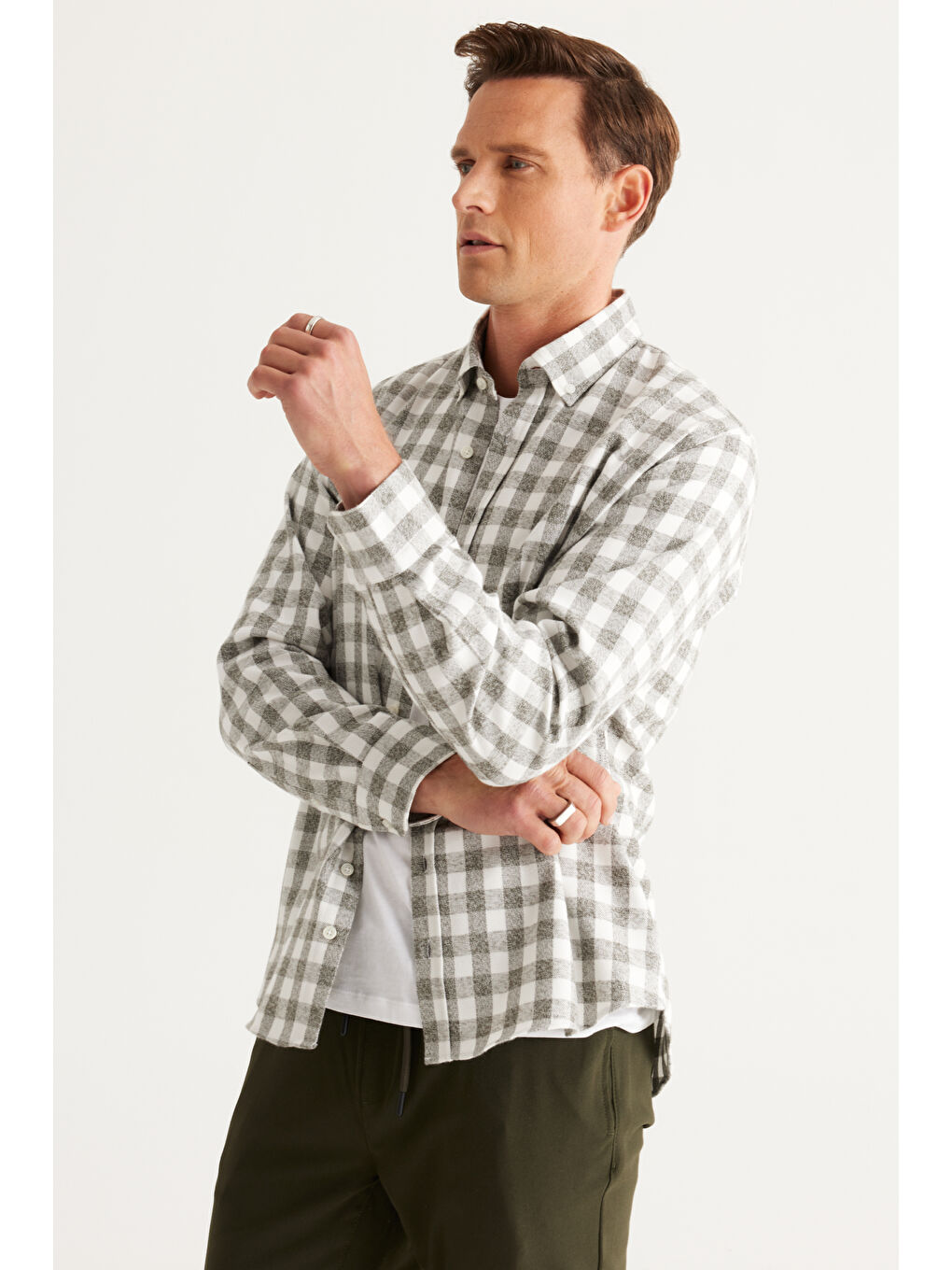 Erkek Ekru-Haki Comfort Fit Rahat Kesim Düğmeli Yaka Flanel Oduncu Gömlek-1