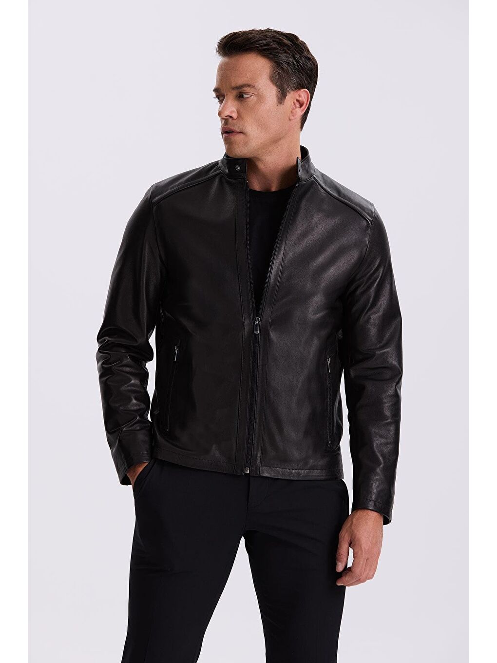 Siyah Comfort Fit Dik Yaka %100 Deri Mont-1