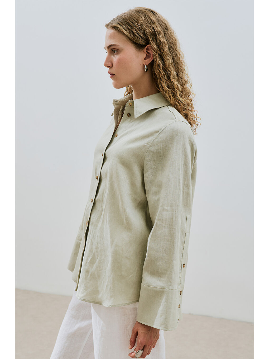 Keten Geniş Manşetli Gömlek Yeşil-1