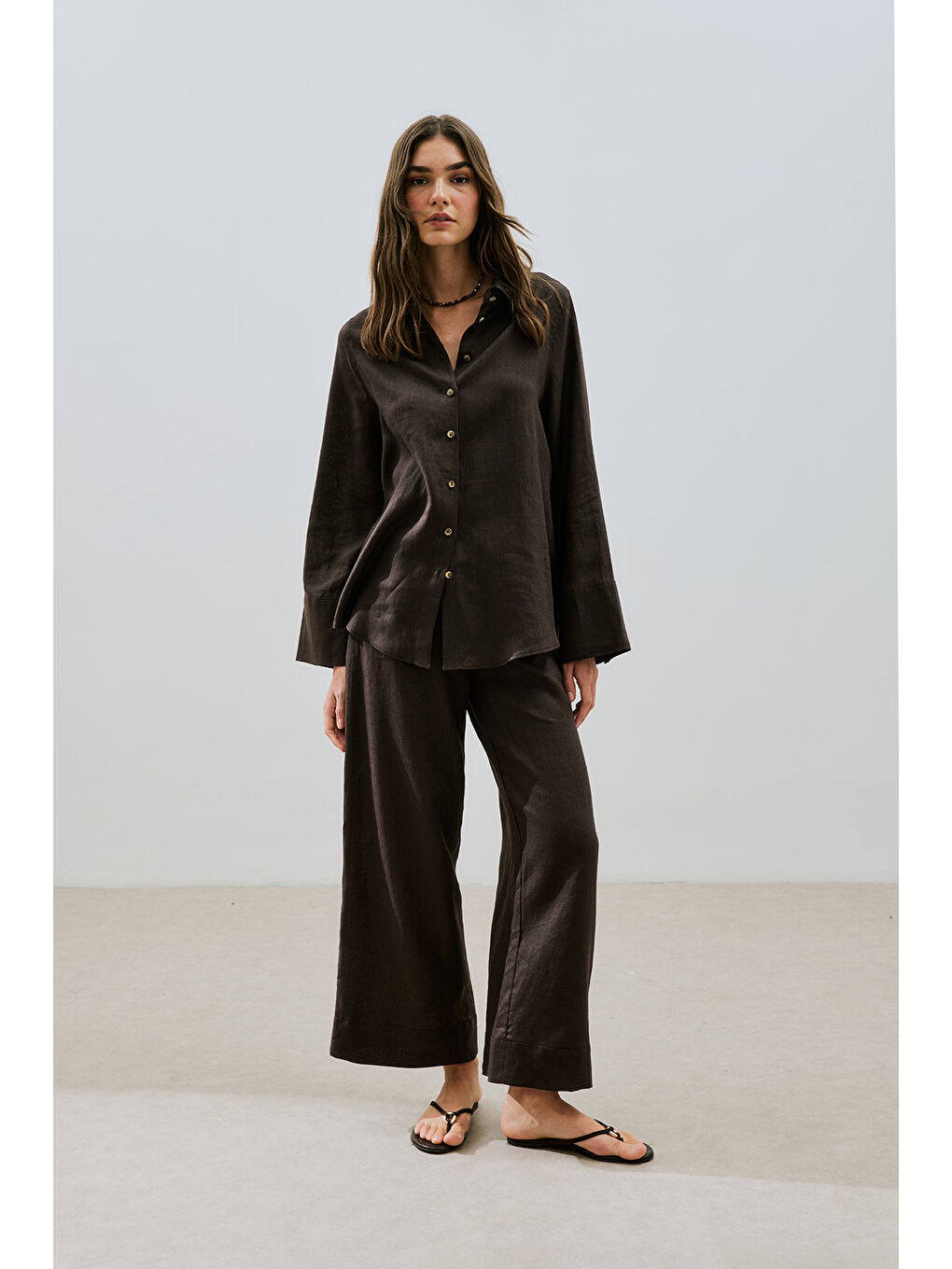 Kahverengi Keten Geniş Manşetli Gömlek Acı Kahve-2