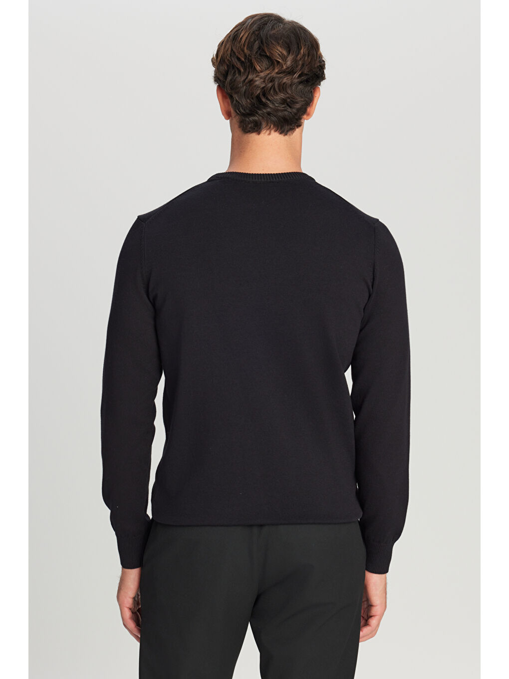 Erkek Siyah Pamuklu Standart Fit Normal Kesim Bisiklet Yaka Triko Kazak-4