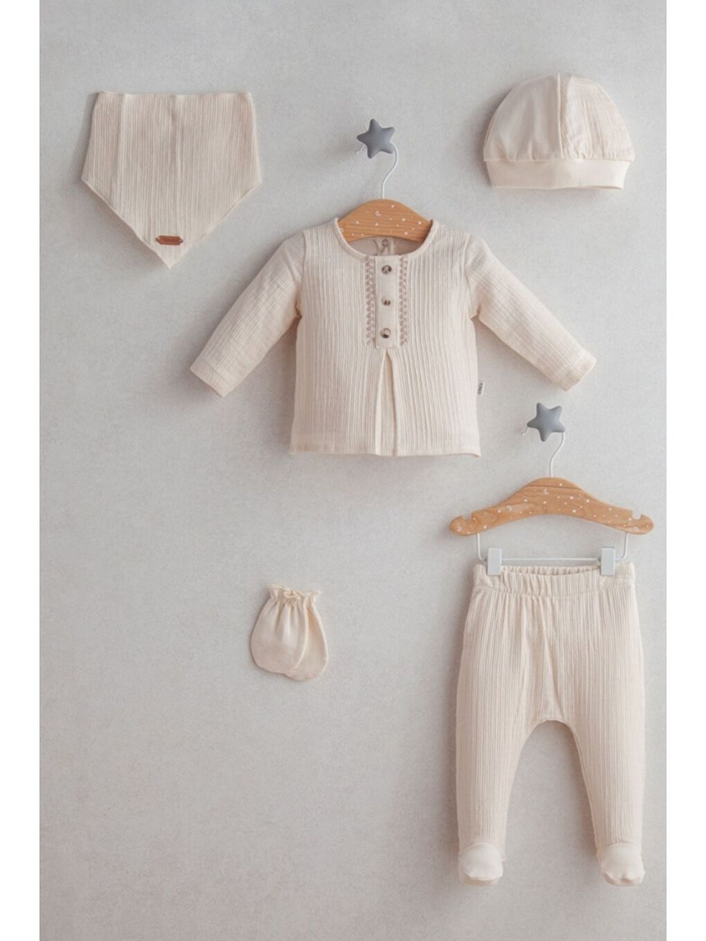 Ekru Erkek Bebek Vintage Esintili Nakışlı 5'li Hastane Çıkış Zıbın Set