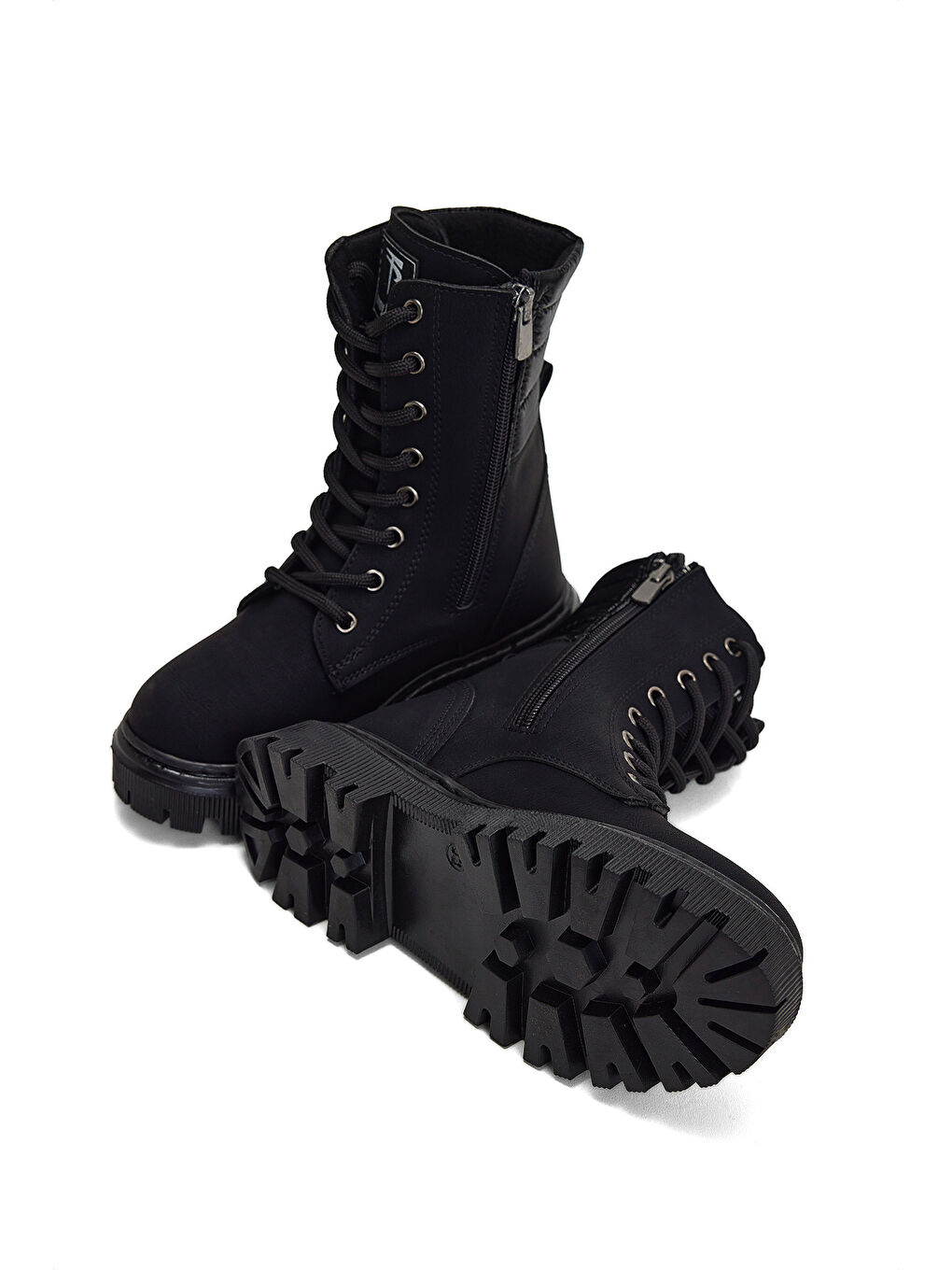 Kız Çocuk Siyah Termo Taban Yanı Kapitone Desenli Bağcıklı ve Fermuarlı Bot-3