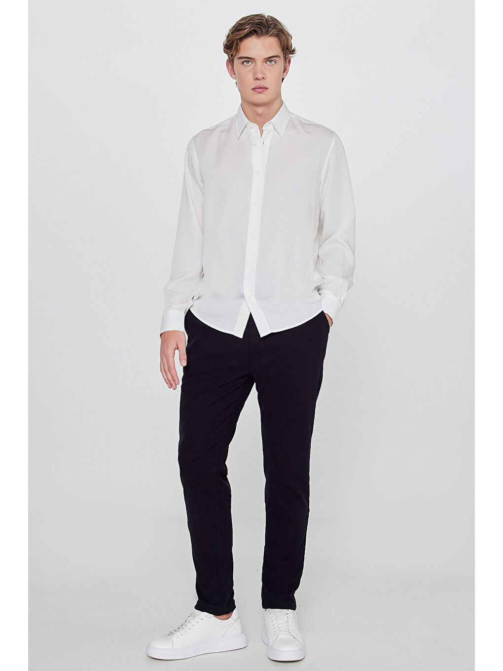 Beyaz Regular Fit Klasik Yaka Gömlek-2