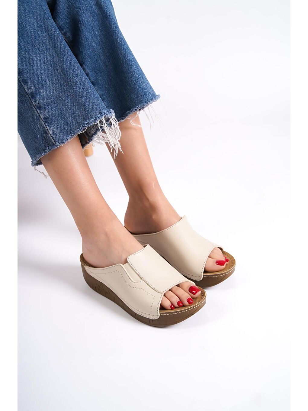 Bej Z5414 Kadın Konfor Anatomic Terlik-4
