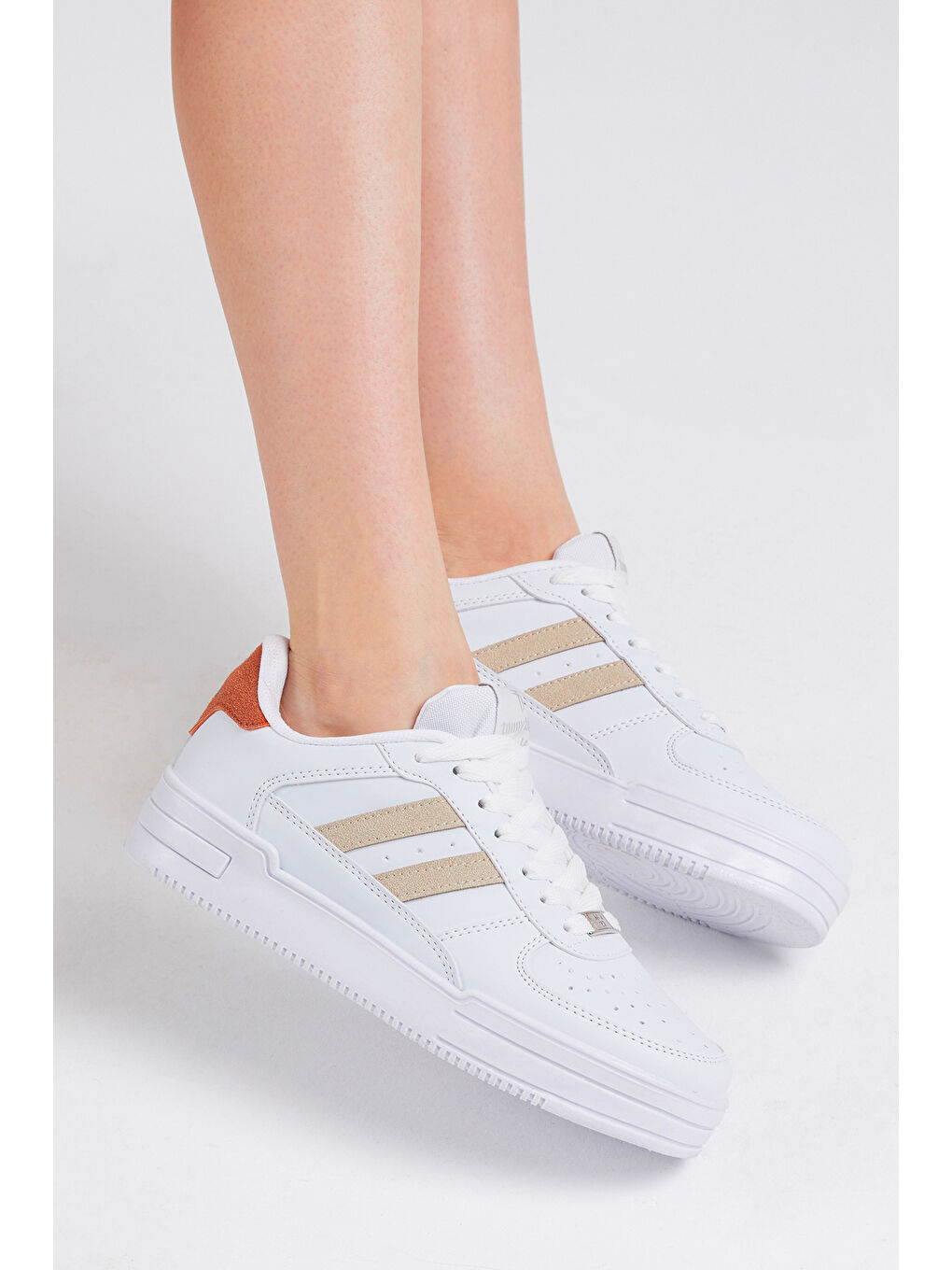 Unisex Beyaz Bej Yanı Çizgili Bağcıklı Rahat Kalıp Sneaker-2