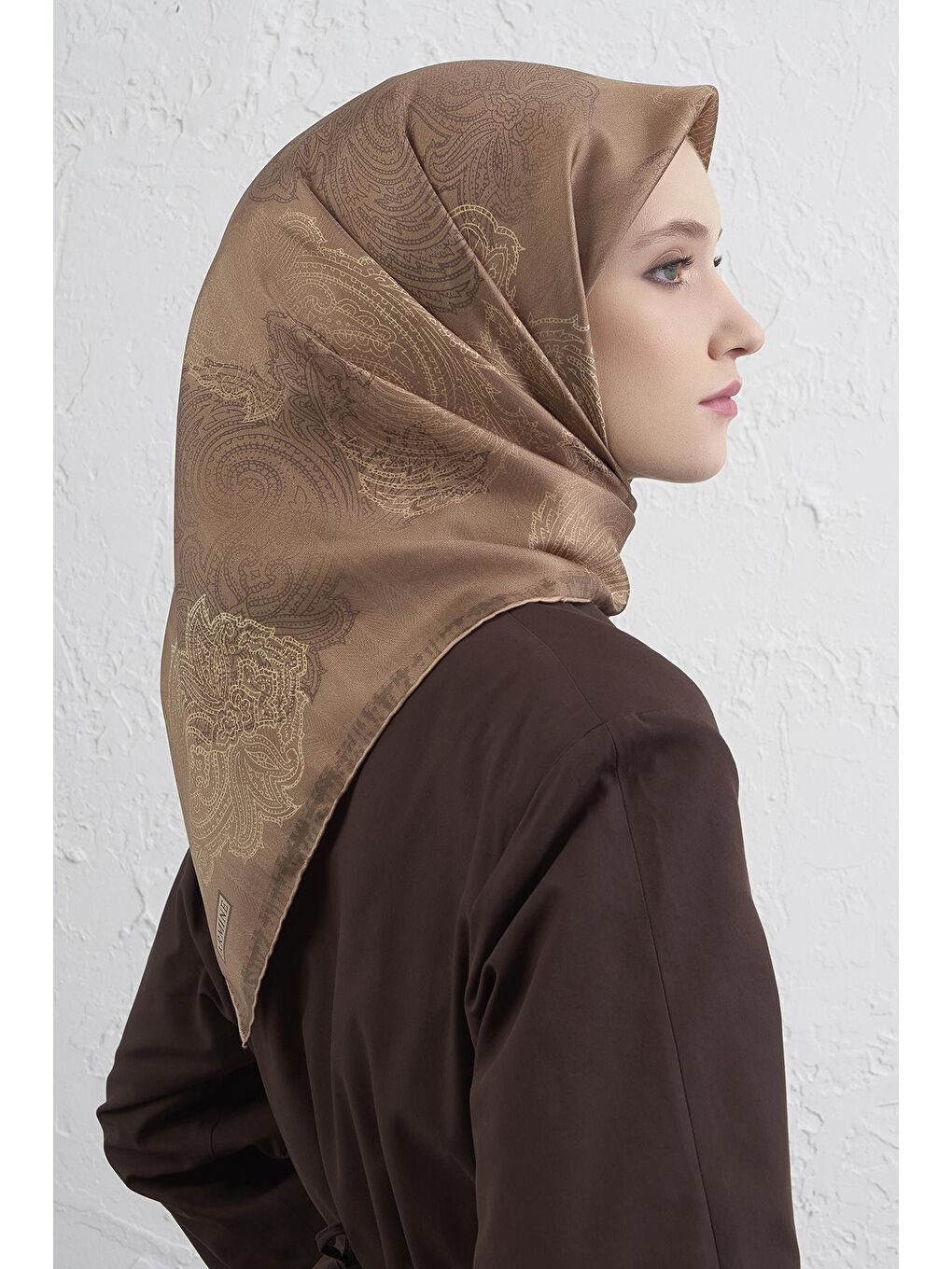 Kahverengi Saf İpek Sura Eşarp 9428D 38-2