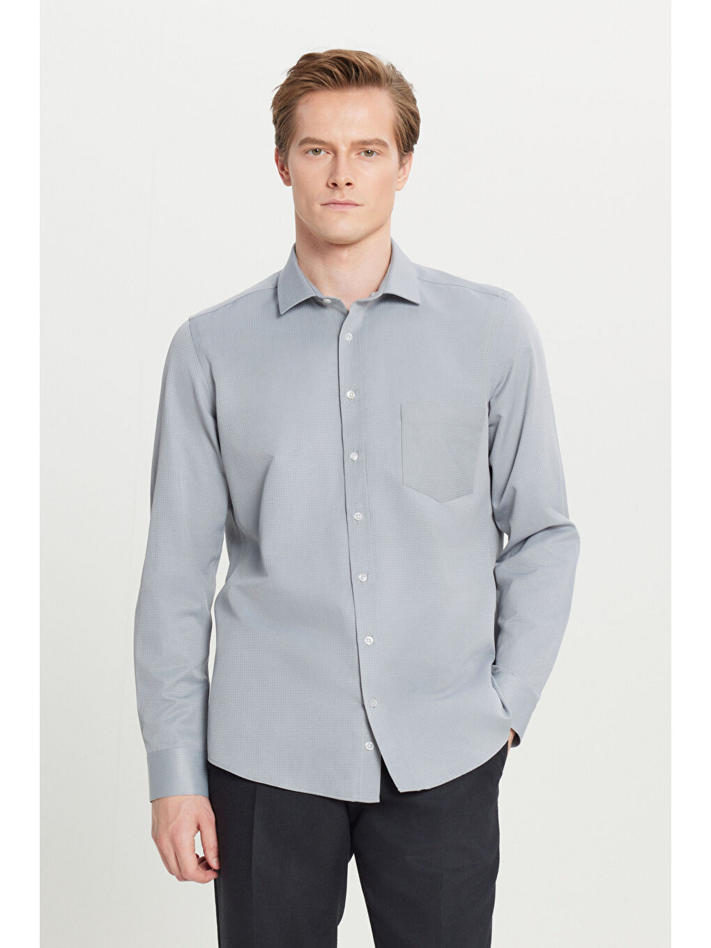 Erkek Gri Pamuklu Tailored Slim Fit Dar Kesim Klasik Yaka Armürlü Cepli Gömlek-2