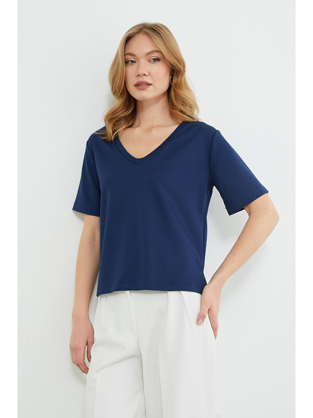 Lacivert Basic V Yaka Modal Tişört-2