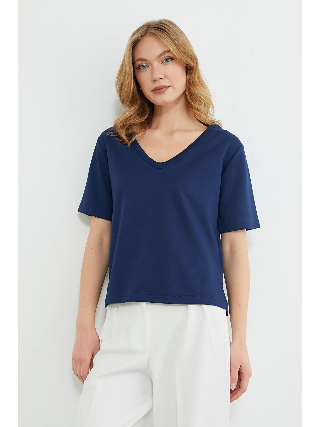 Lacivert Basic V Yaka Modal Tişört-3