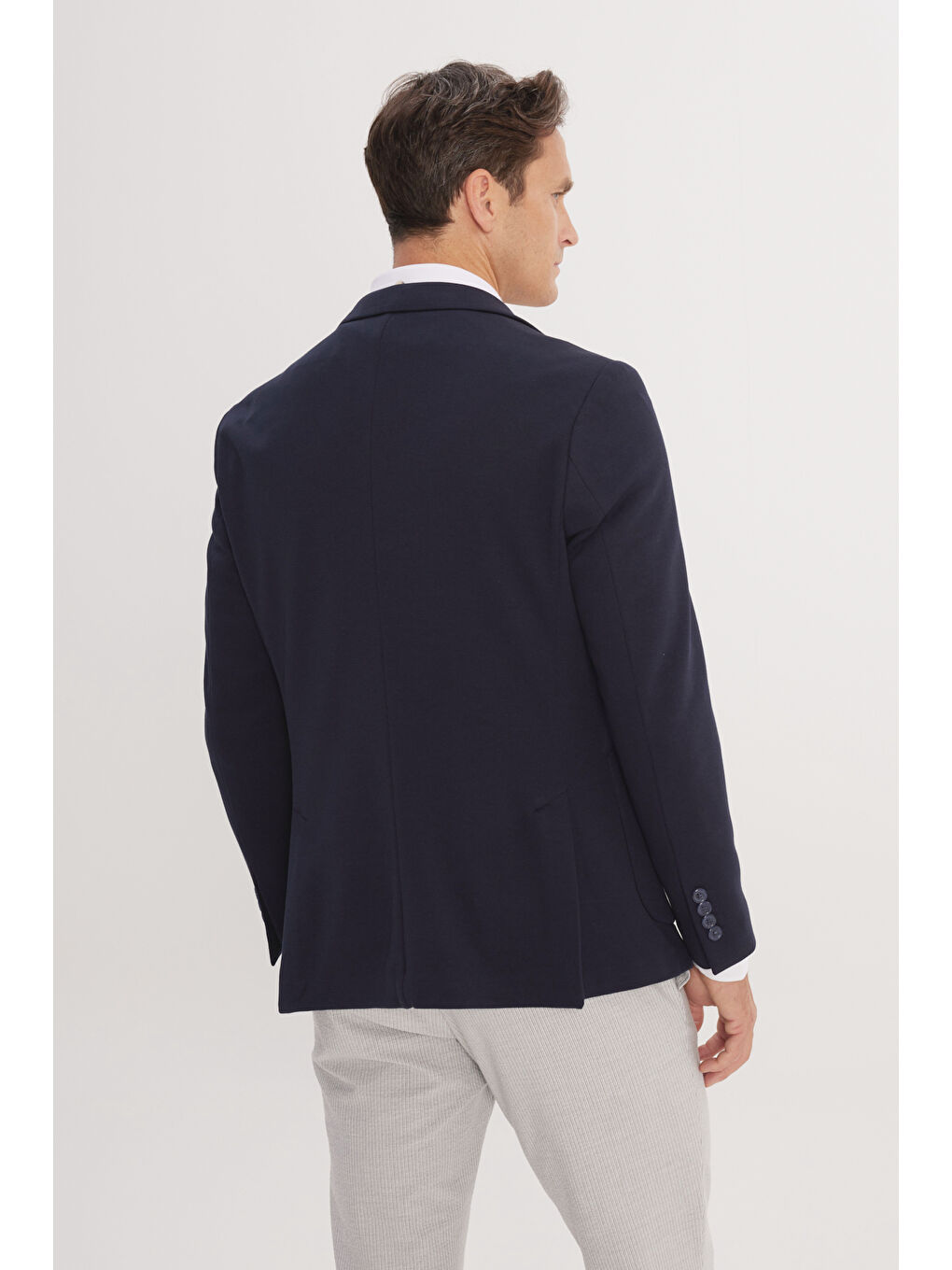 Erkek Lacivert Pamuklu Slim Fit Dar Kesim Mono Yaka Armürlü Torba Cepli Blazer Ceket-5