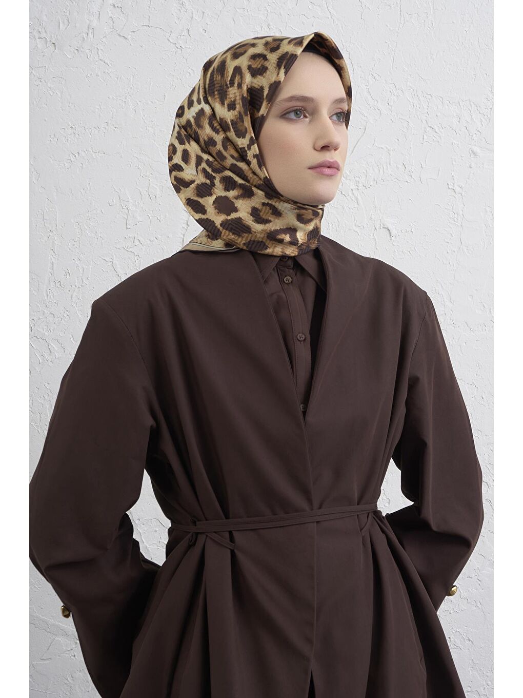 Kahverengi Klasik Desenli Saf İpek Twill Eşarp 9425D 37-2