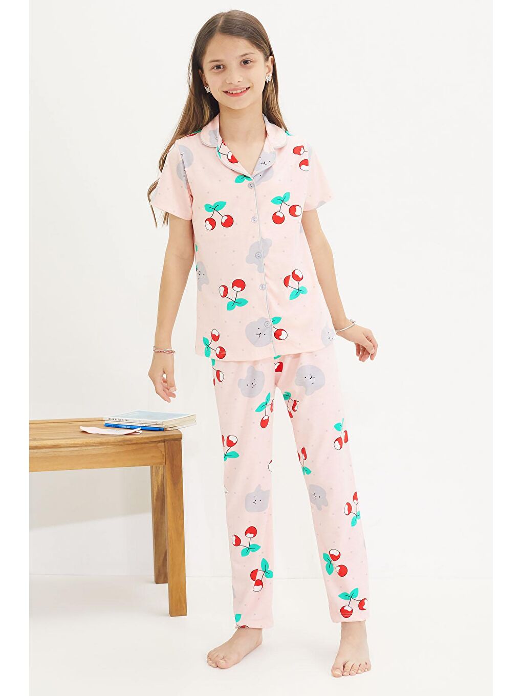 Cansın Mini Pembe Kiraz Desenli Kısa Kol Kız Çocuk Göz Bantlı Pijama Takımı 18654 - 3