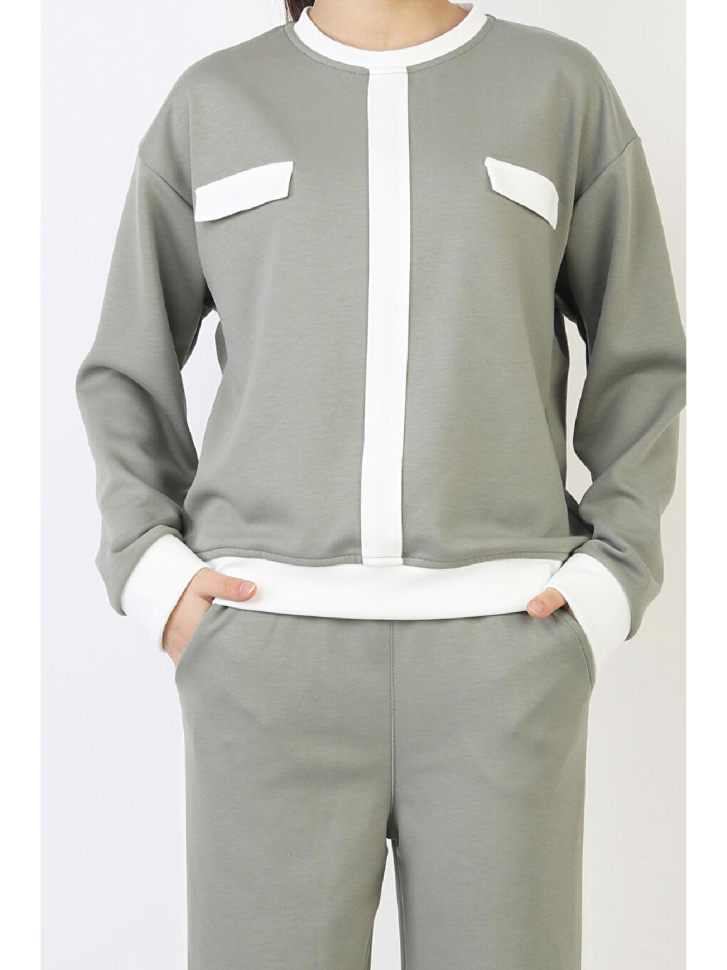 Gri Kız Çocuk Garni Detaylı ve Geniş Paçalı Alt-Üst Takım 12502-4