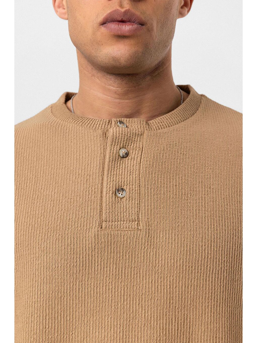 Bej Düğmeli Yaka Oversize Tişört Vizon-5