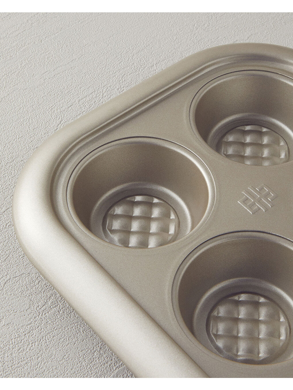 Kahverengi Patisserie Mimi Karbon Çelik Muffin Kek Kalıbı 29 5x21 cm-2