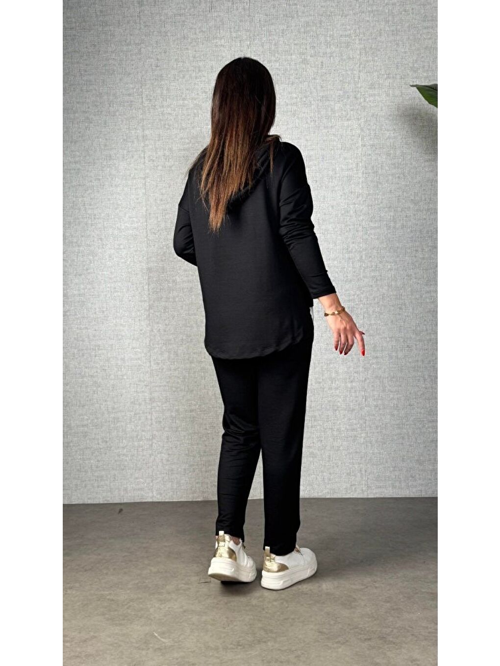 Siyah Kadın Uzun Kollu Kapüşonlu Bağcıklı Viskon Iki Iplik Bluz Ve Pantolon Ikili Takım-2