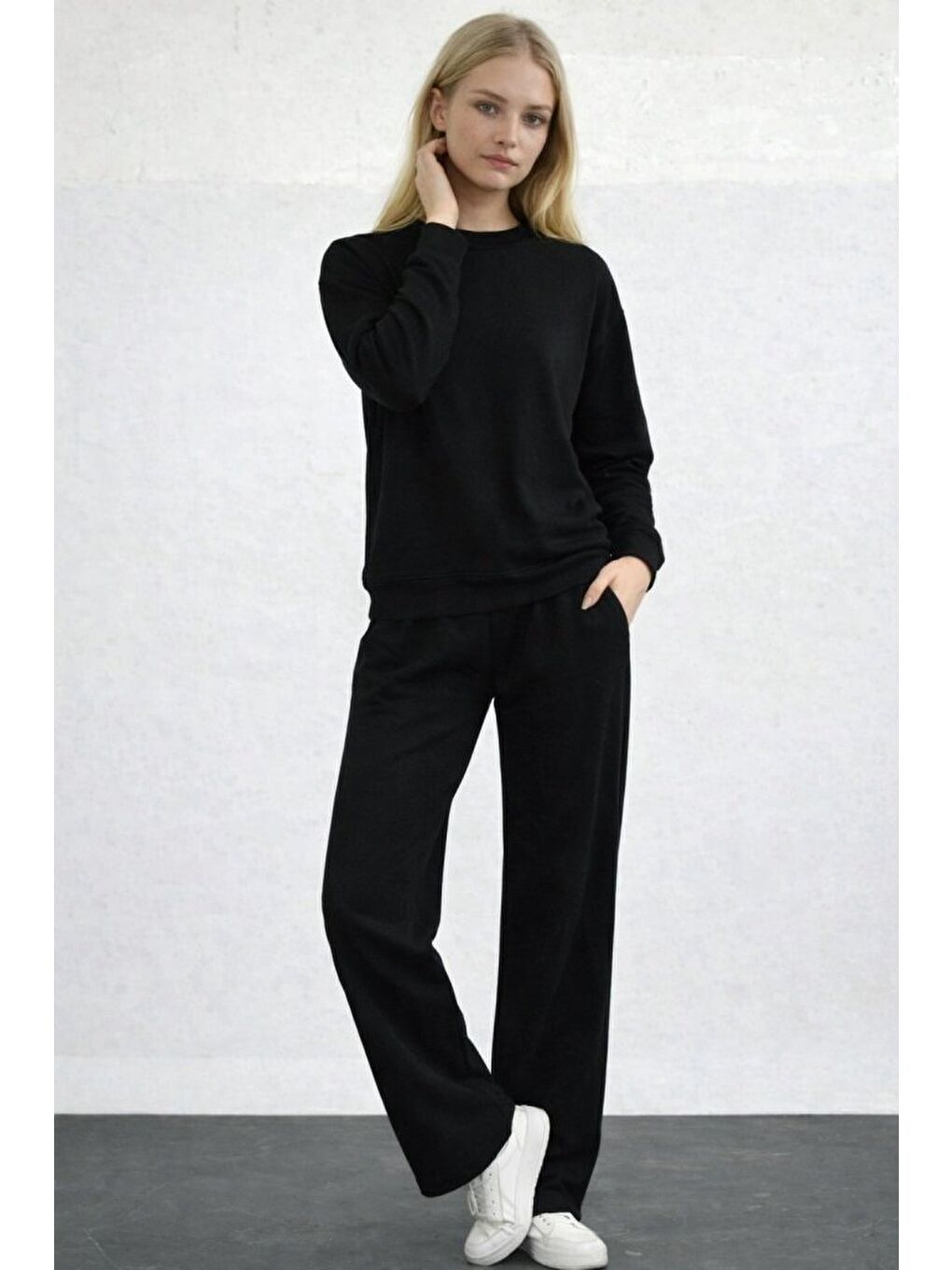 Siyah Kadın Uzun Kollu Bisiklet Yaka Viskon Iki Iplik Bluz Ve Pantolon Ikili Takım