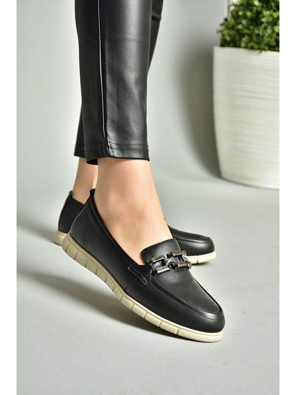 P5550811 Siyah Kadın Ayakkabı-1