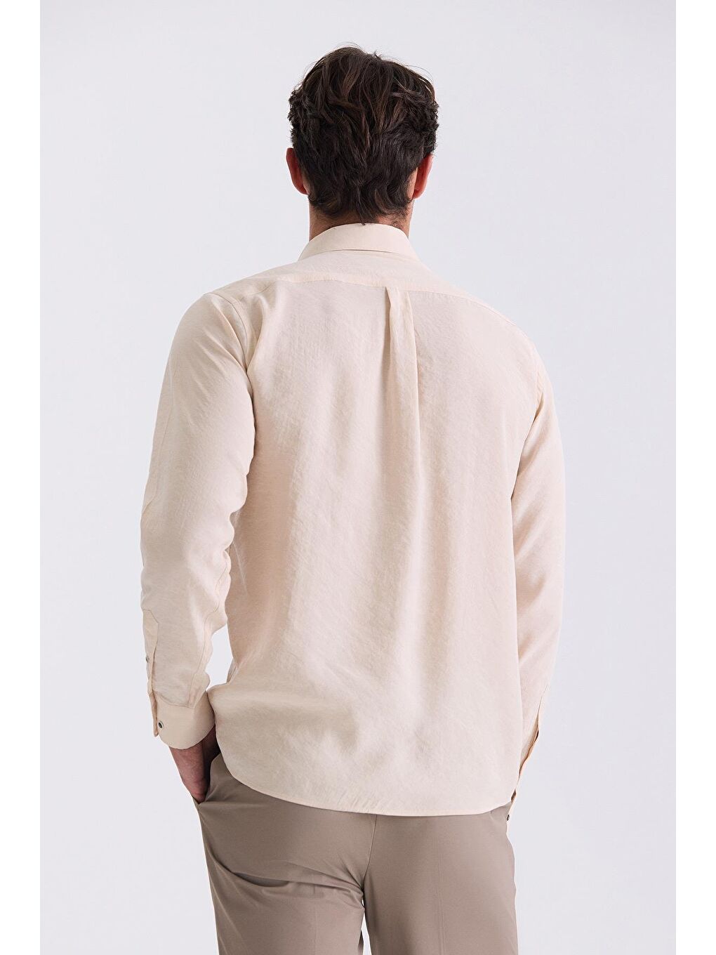 Bej Comfort Fit Düğmeli Yaka Gömlek-3