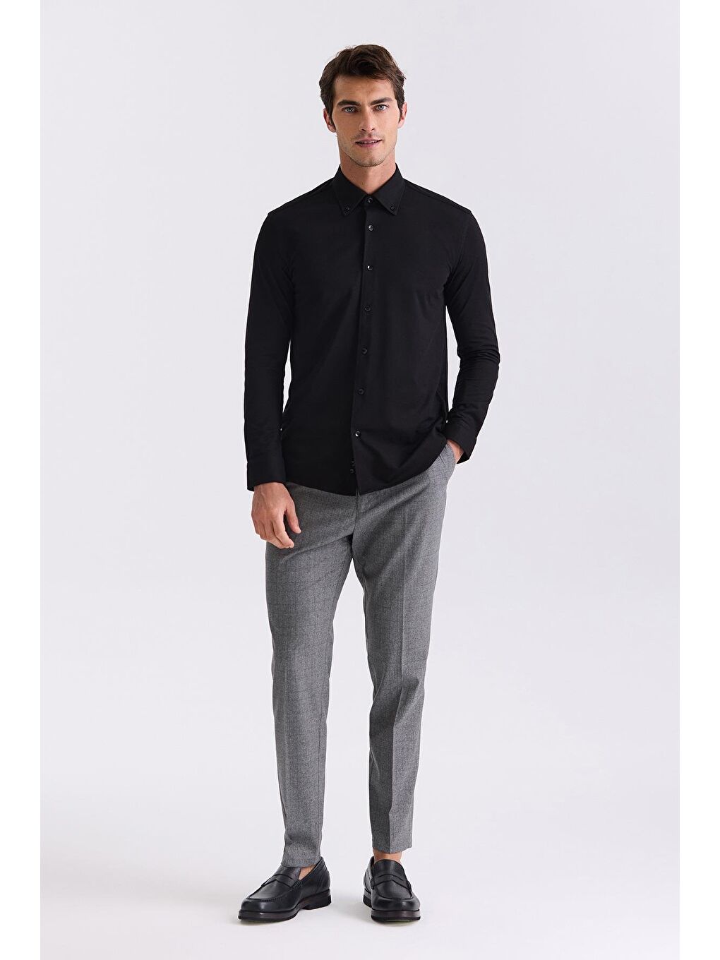 Siyah Comfort Fit Yaka Düğmeli Gömlek-1