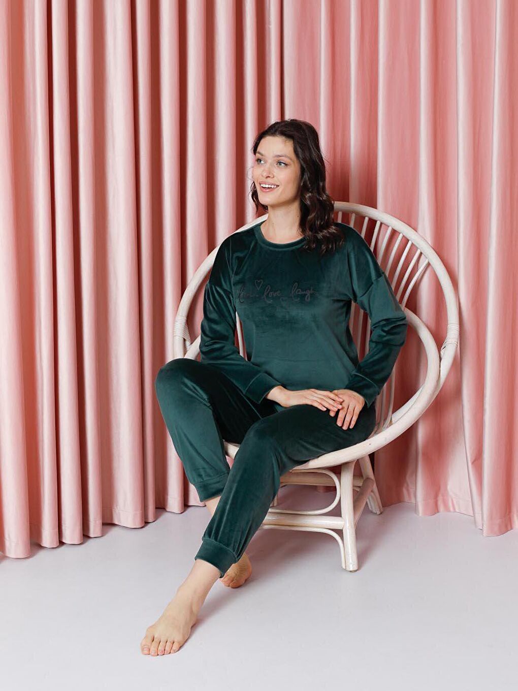 Haki Kadın Pijama Takımı Fransız Kadife Kol Paça Manşetli Live Love Laugh Kışlık Mevsimlik-8