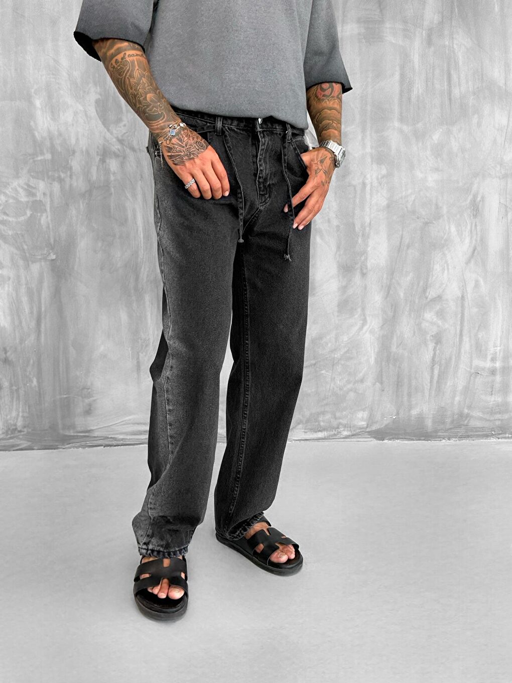 Erkek Kemer Detaylı Yıkamalı Baggy Fit Pantolon Siyah-1