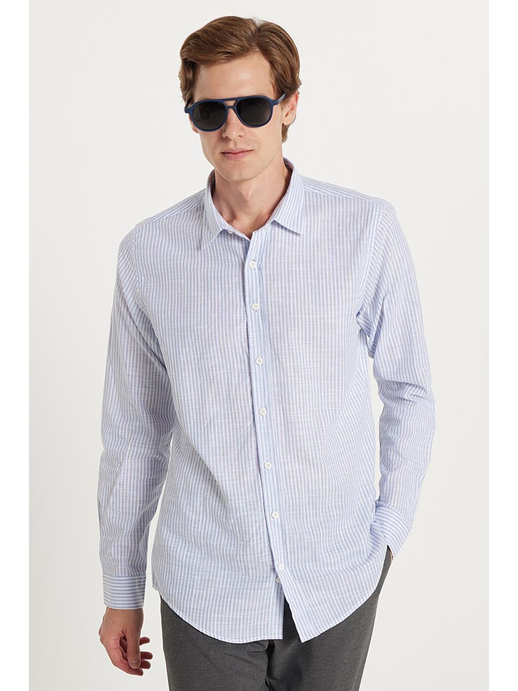 Erkek Slim Fit Dar Kesim Düğmeli Spor Yaka Keten Efekt %100 Pamuk Mavi Çizgili Yazlık Gömlek-3