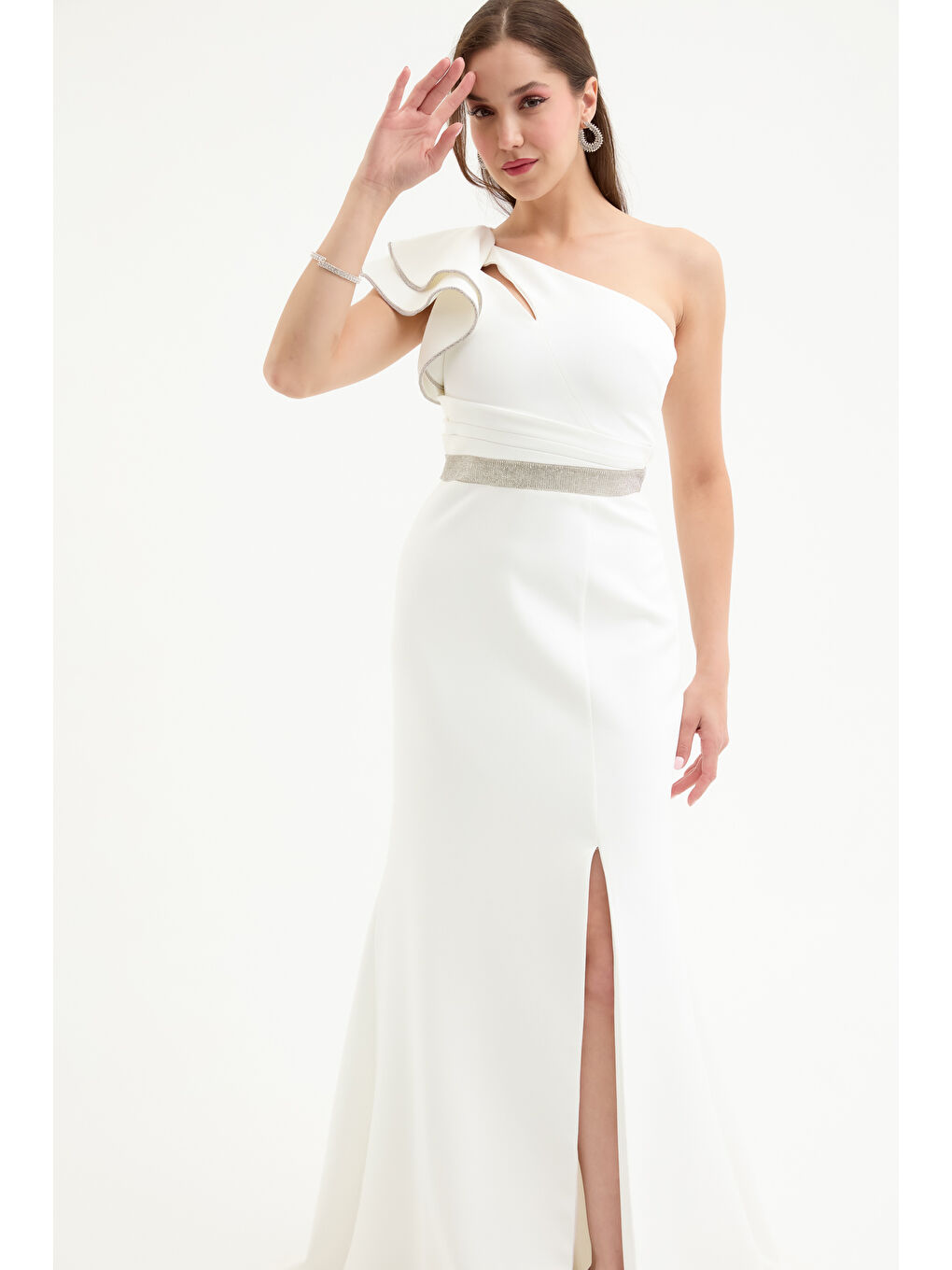 Kadın Beyaz Tek Omuz Fırfırlı Uzun Söz Nişan Nikah Abiye Elbise-1