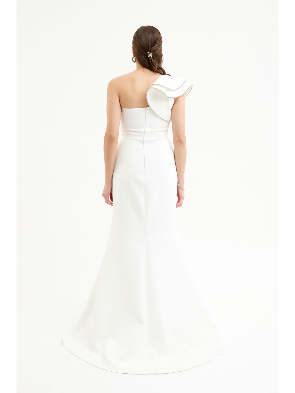 Kadın Beyaz Tek Omuz Fırfırlı Uzun Söz Nişan Nikah Abiye Elbise-4