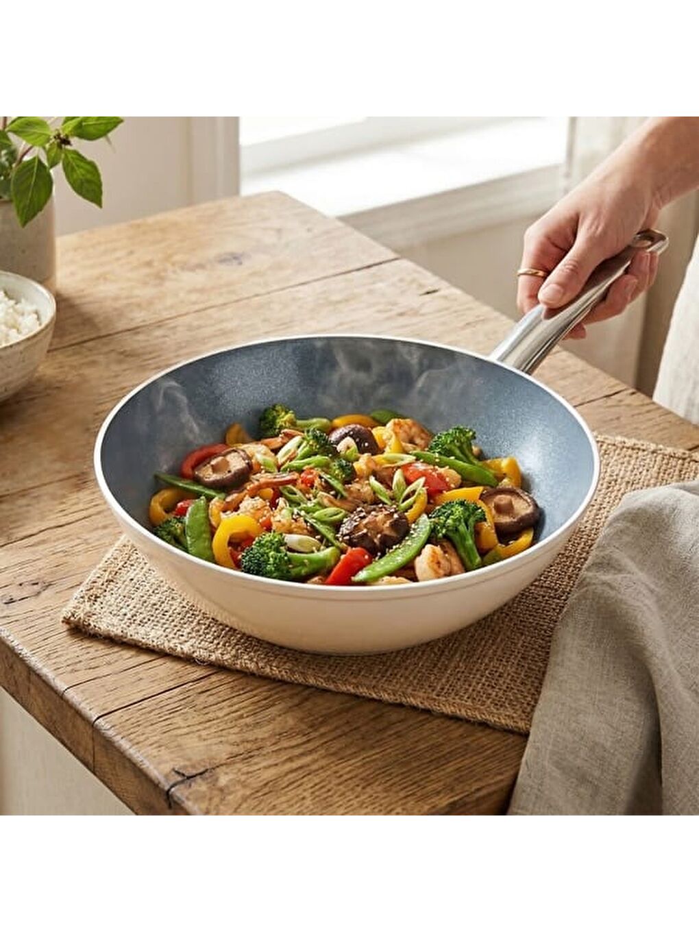 Ekru Kitchen Toscana Chef Wok Tava - 28 cm