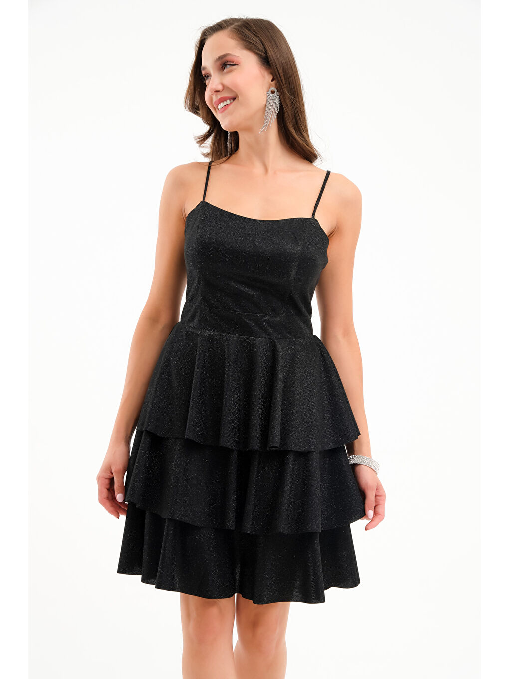 Kadın Siyah İnce Askılı Sırt Dekolteli Simli Mini Mezuniyet Elbisesi-1