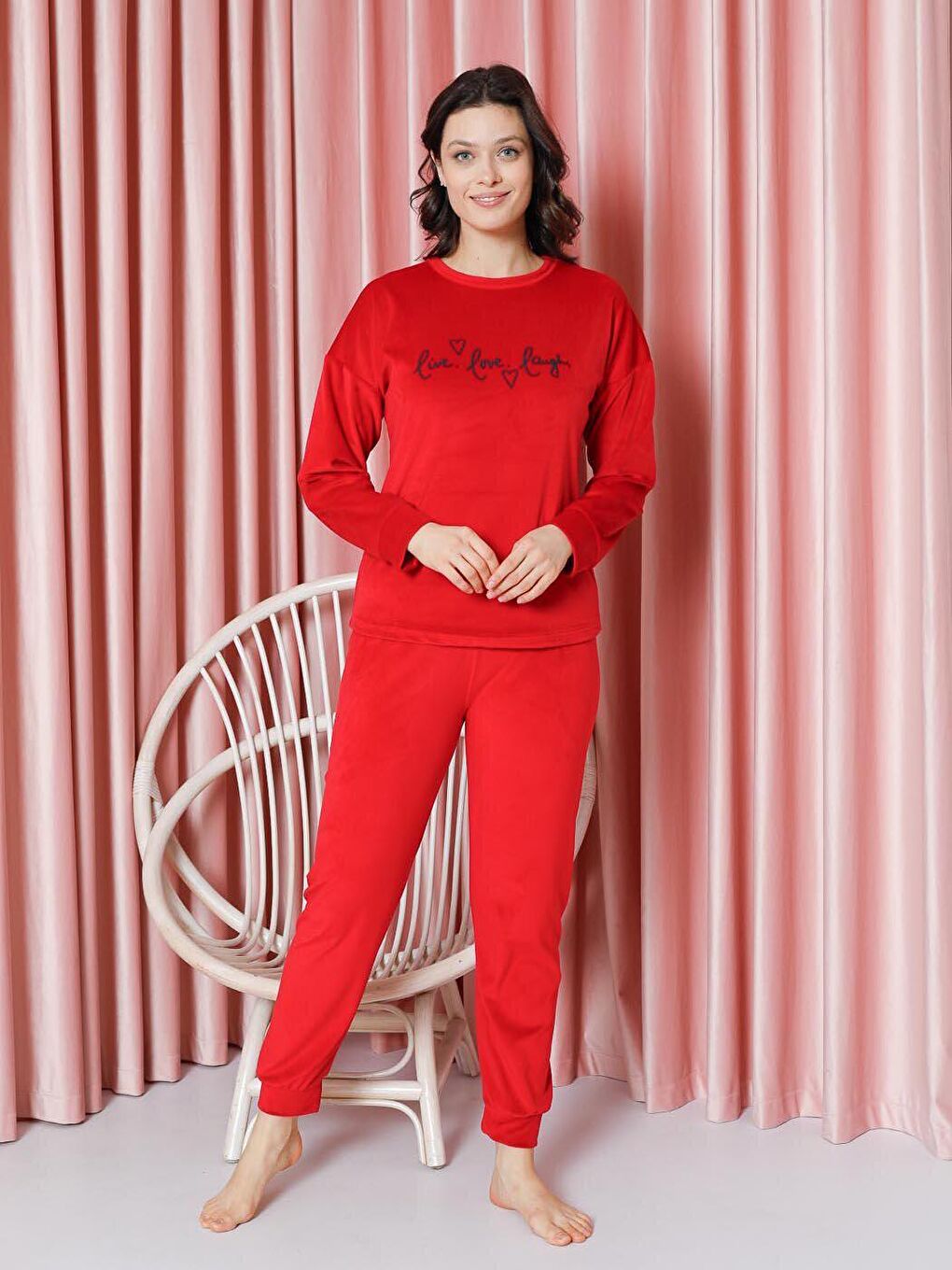 Kırmızı Kadın Pijama Takımı Fransız Kadife Kol Paça Manşetli Live Love Laugh Kışlık Mevsimlik-3