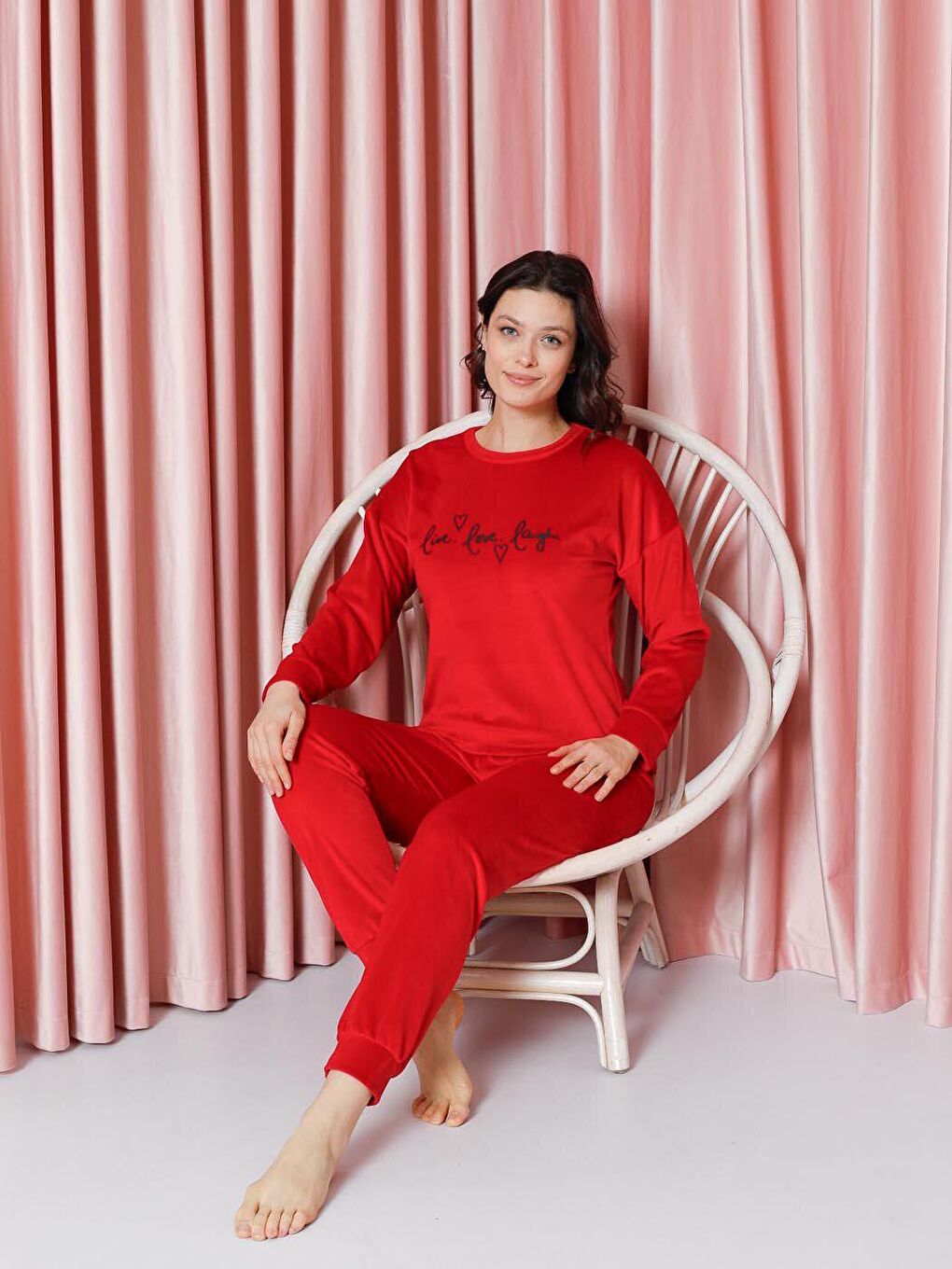 Kırmızı Kadın Pijama Takımı Fransız Kadife Kol Paça Manşetli Live Love Laugh Kışlık Mevsimlik-7