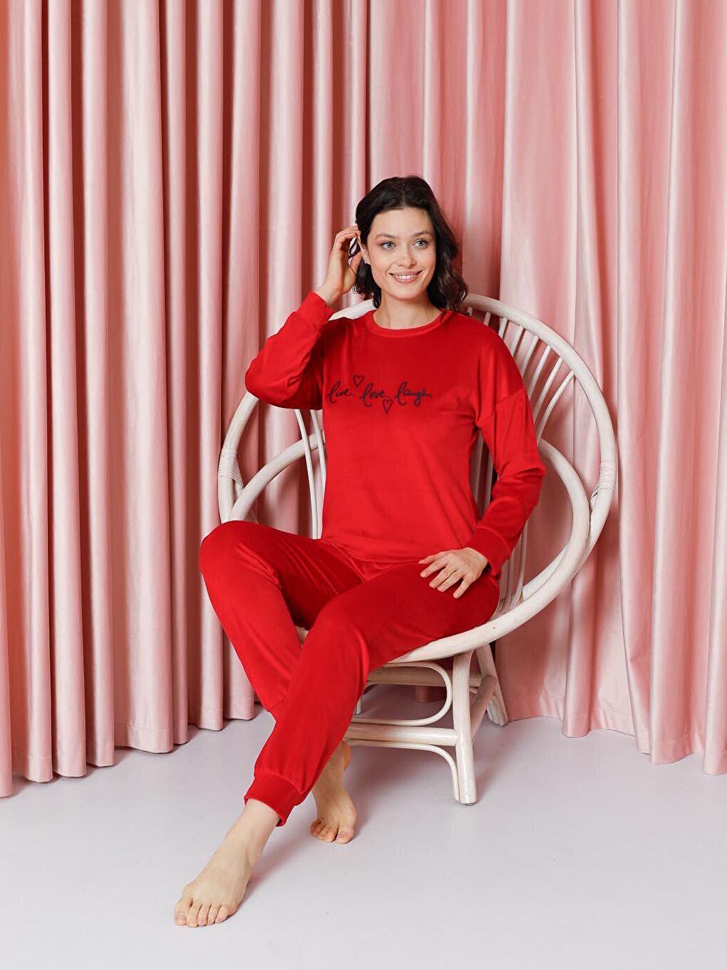Kırmızı Kadın Pijama Takımı Fransız Kadife Kol Paça Manşetli Live Love Laugh Kışlık Mevsimlik-8