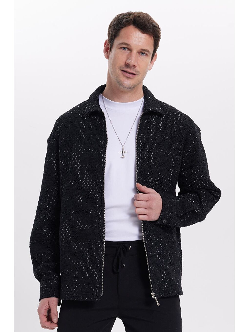 Erkek Relax Fit Rahat Kesim Fermuarlı Desenli Örme Siyah Ceket-1