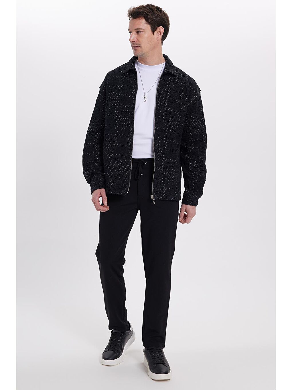 Erkek Relax Fit Rahat Kesim Fermuarlı Desenli Örme Siyah Ceket-2
