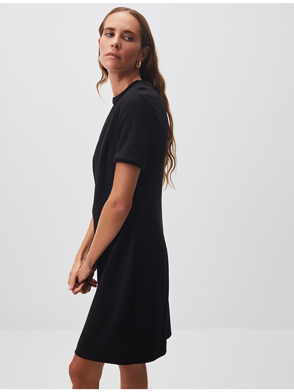 Siyah Bisiklet Yaka Kısa Kollu Basic Mini Elbise-2