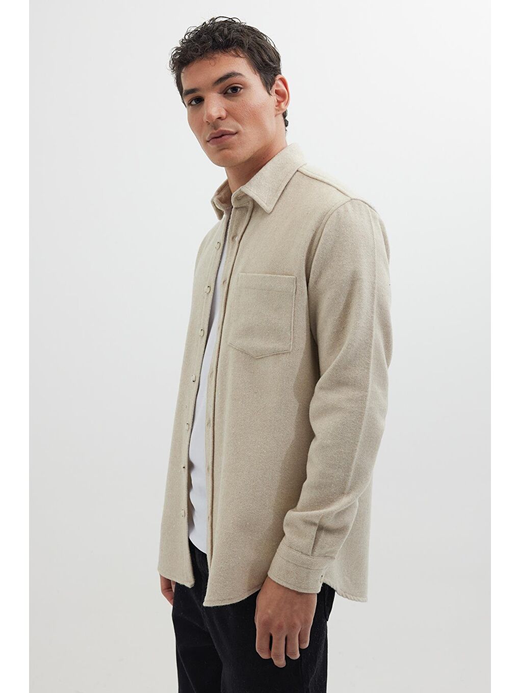 Erkek Regular Fit Klasik Kesim Düz Cepli Koyu Bej Oduncu Gömlek-3
