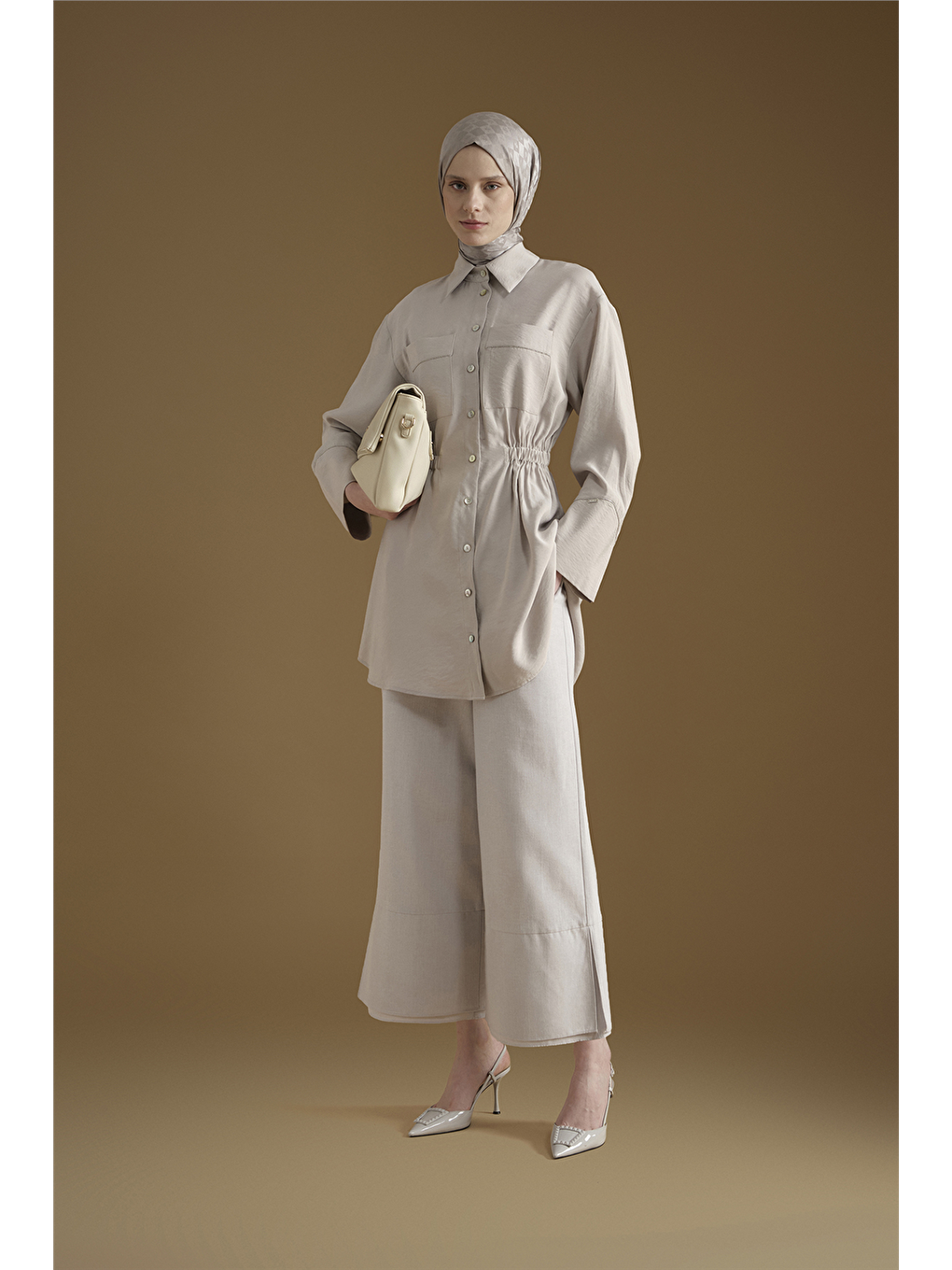 Bej Modal Karışımlı Taş Detaylı Tunik Taş-1