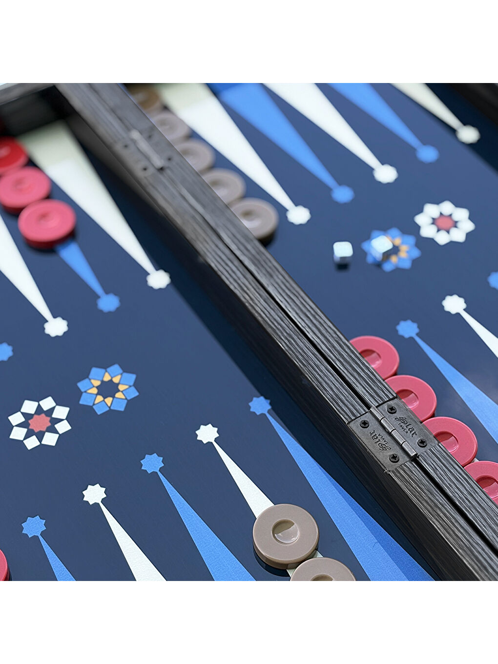 Yıldız Tavla, Çizilmez Zeminli, Mıknatıslı MDF Kasa, 2 Kat Vernik Cilalı-7