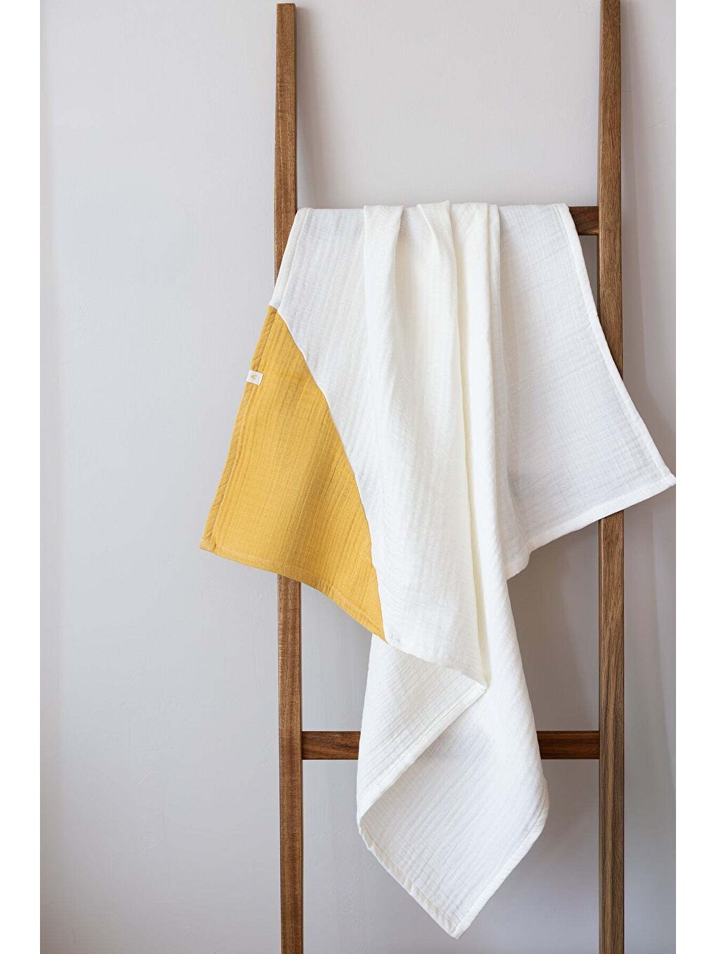 Kahverengi Joy of Colors Organik Pamuk 4 Katlı Müslin Örtü Hardal 100x100