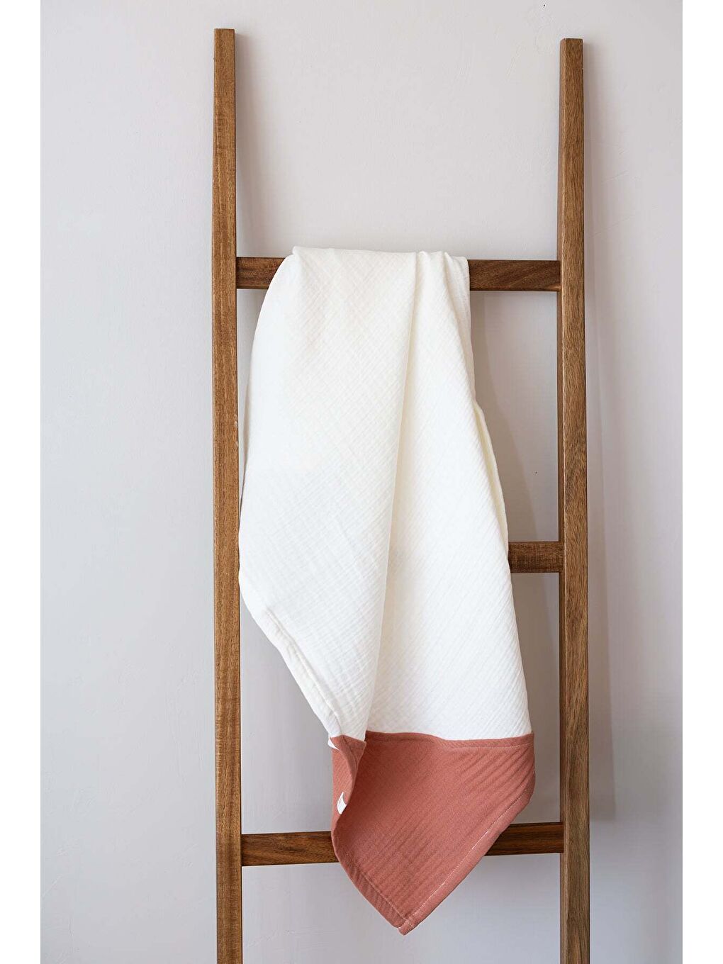 Kahverengi Joy of Colors Organik Pamuk 4 Katlı Müslin Örtü Kiremit 100x100