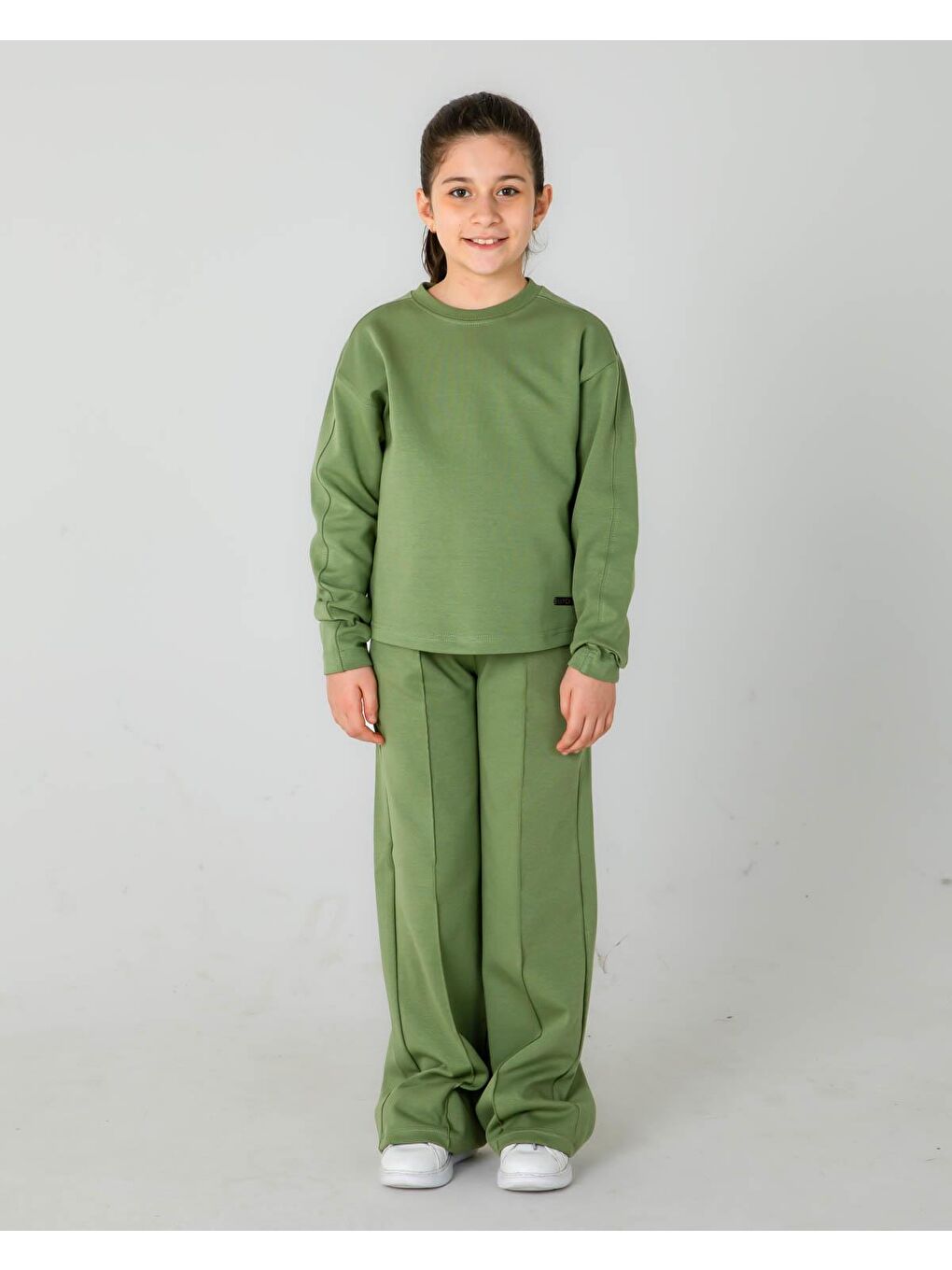 Haki Bisiklet Yaka Geniş Paça Ayarlanabilir Lastikli Bel Kız Çocuk Eşofman Takımı