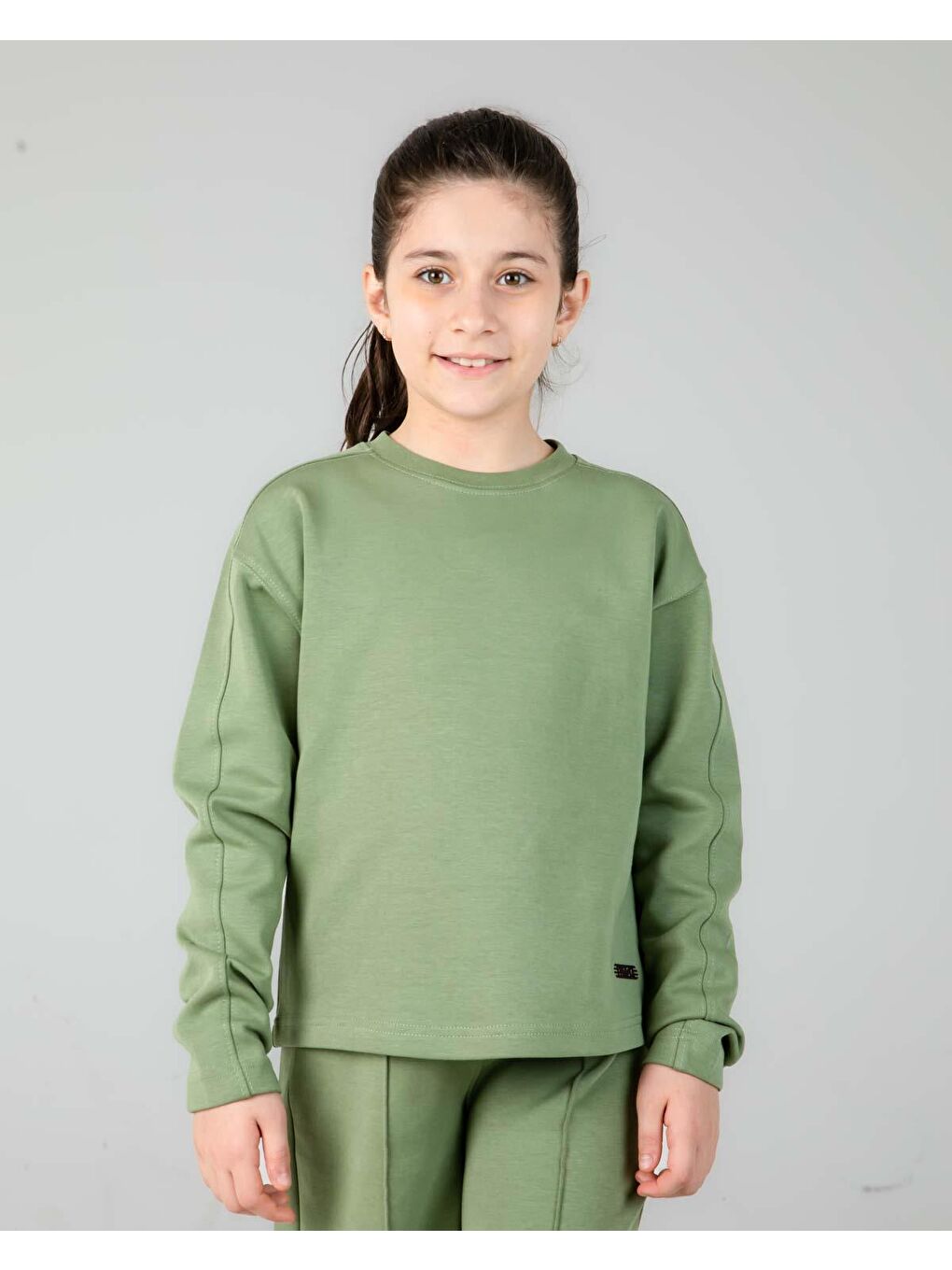 Haki Bisiklet Yaka Geniş Paça Ayarlanabilir Lastikli Bel Kız Çocuk Eşofman Takımı-2