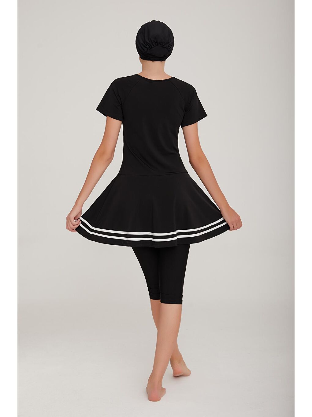 Kısa Kol Taytlı Yarı Kapalı Mayo Isabela 3900 Siyah-3